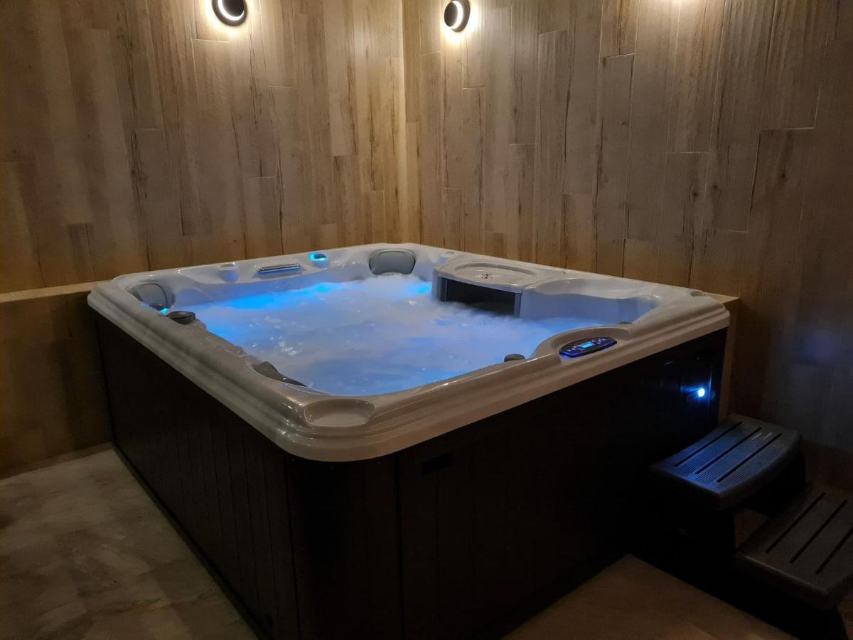 Hotel 365 Kielce Ngoại thất bức ảnh